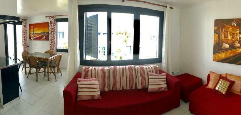 Apartamentos Playa Los Barqueros