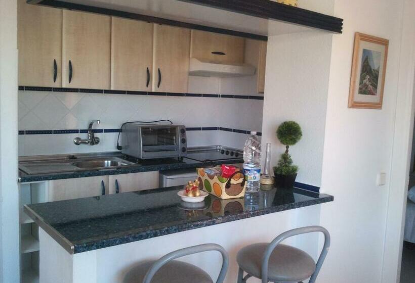 Apartamentos Playa Los Barqueros