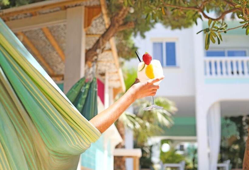 Beach Star Ibiza - Adults Only