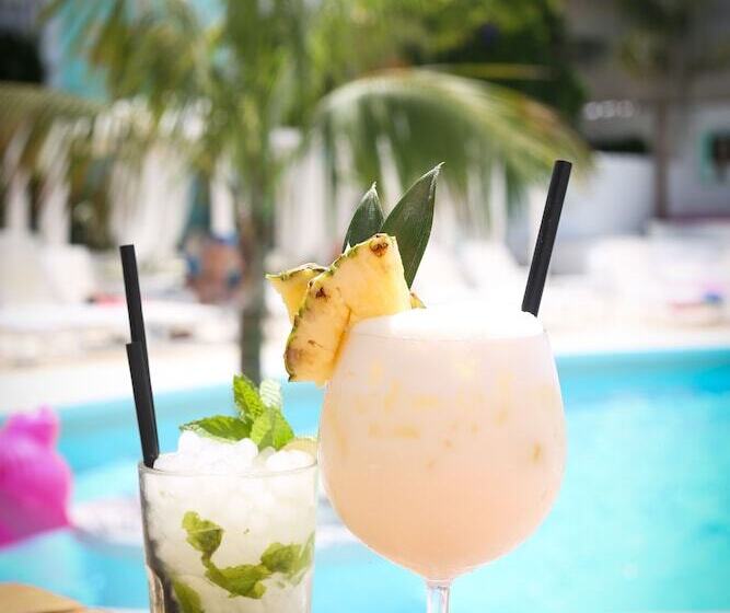 Beach Star Ibiza - Adults Only