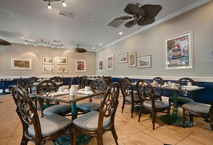 Saratoga Resort Villas