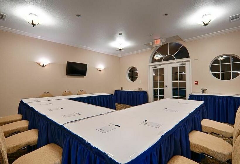 Saratoga Resort Villas