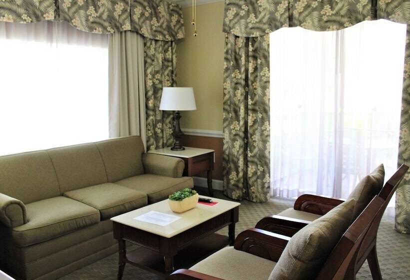 Курорт Hilton Vacation Club Cypress Pointe Orlando