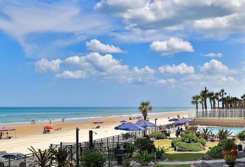 Beautiful Daytona Beach Oceanfront Condo