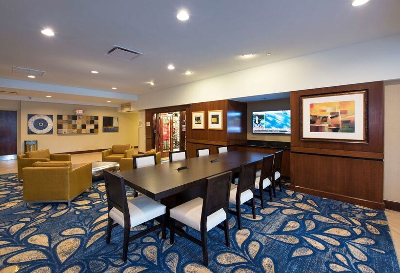 Doubletree By Hilton Hotel Tampa Airport  Westshore