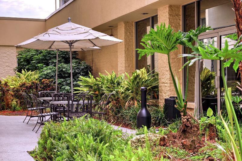 Doubletree By Hilton Hotel Tampa Airport  Westshore