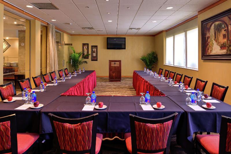 Doubletree By Hilton Hotel Tampa Airport  Westshore