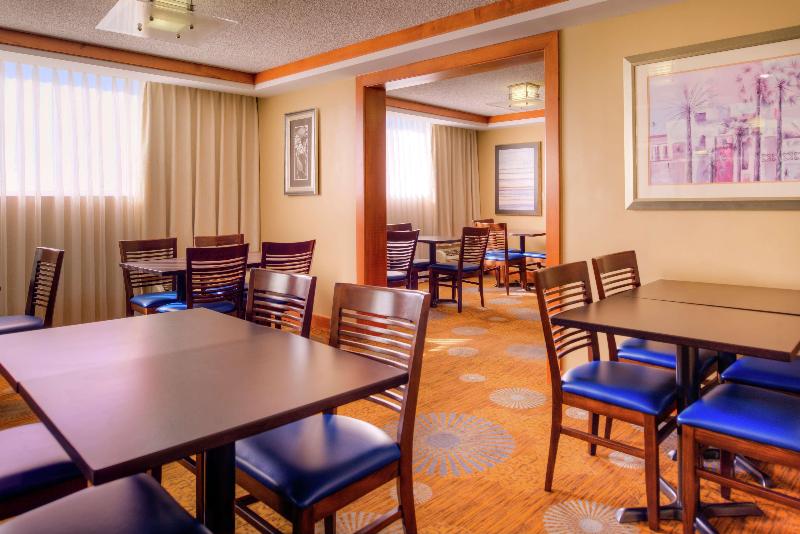 Doubletree By Hilton Hotel Tampa Airport  Westshore