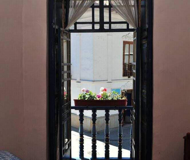 فندق فئة نجمة واحدة Posada Del Angel