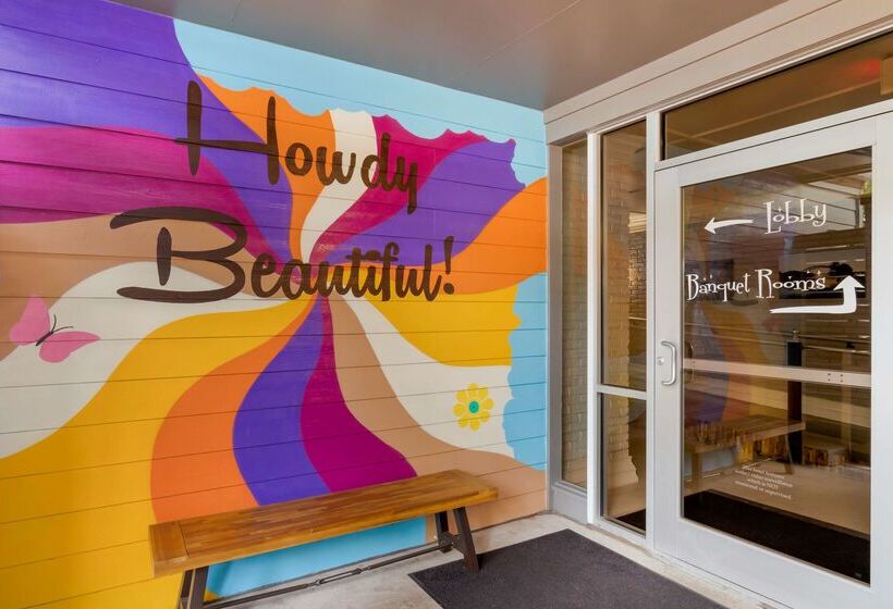 Отель Aiden Austin City