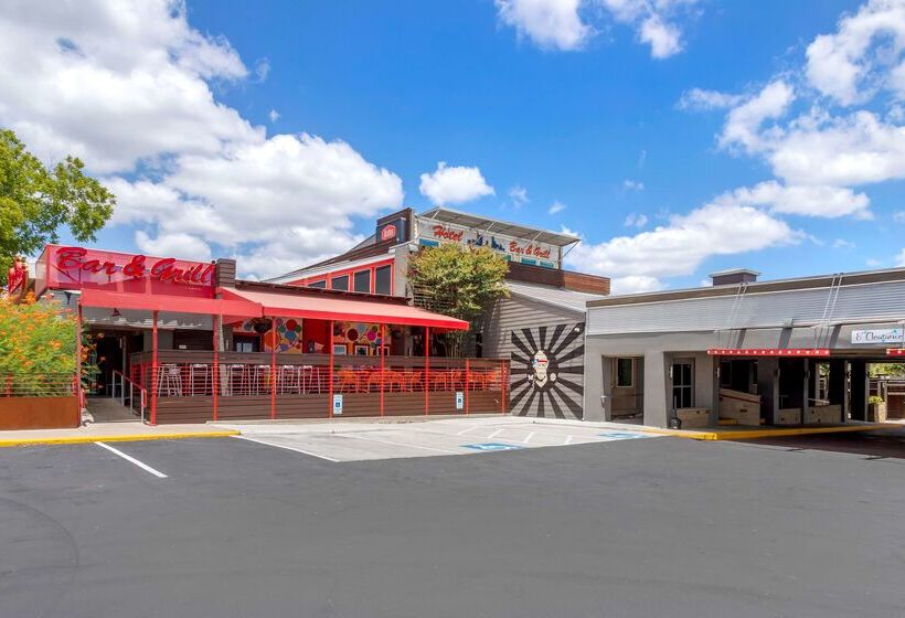 Отель Aiden Austin City