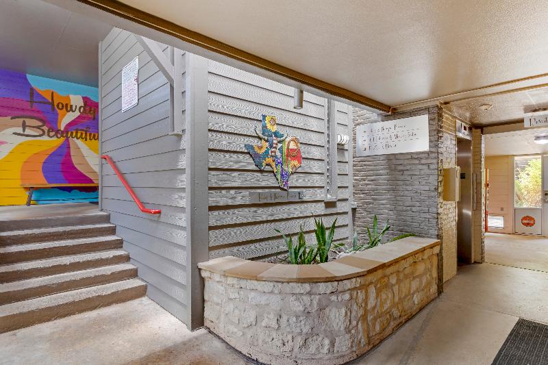 Отель Aiden Austin City