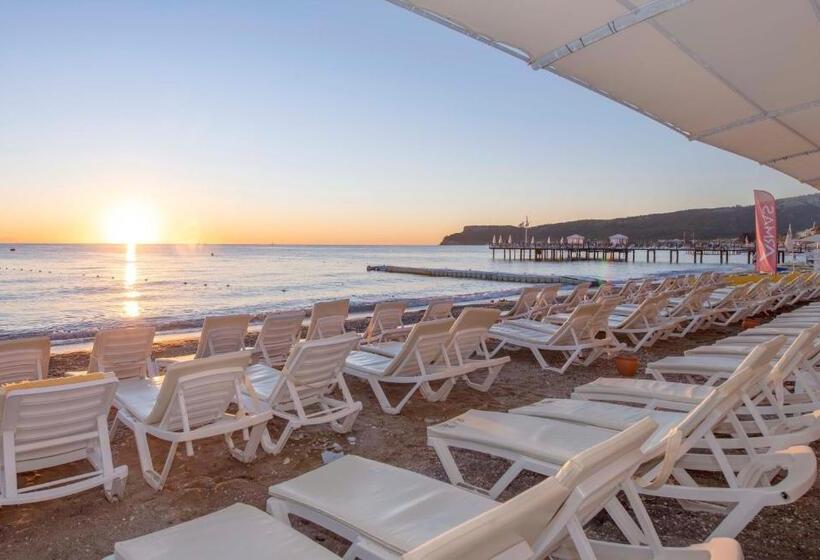 هتل Armas Gul Beach