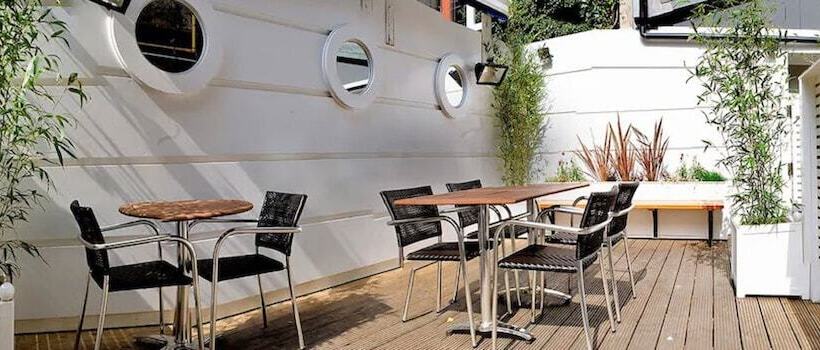 בית מלון כפרי Artto