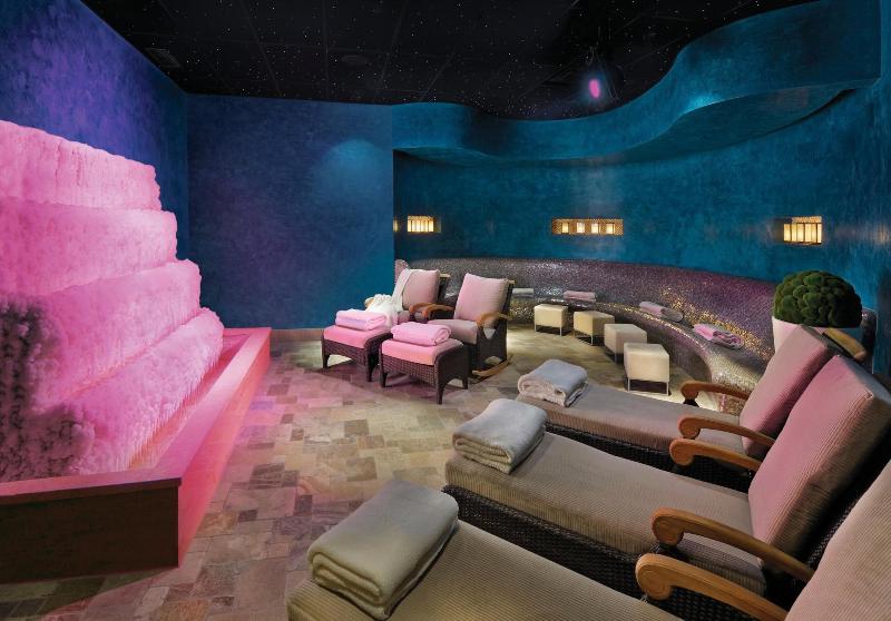 בית מלון כפרי Atlantis Casino Resort Spa