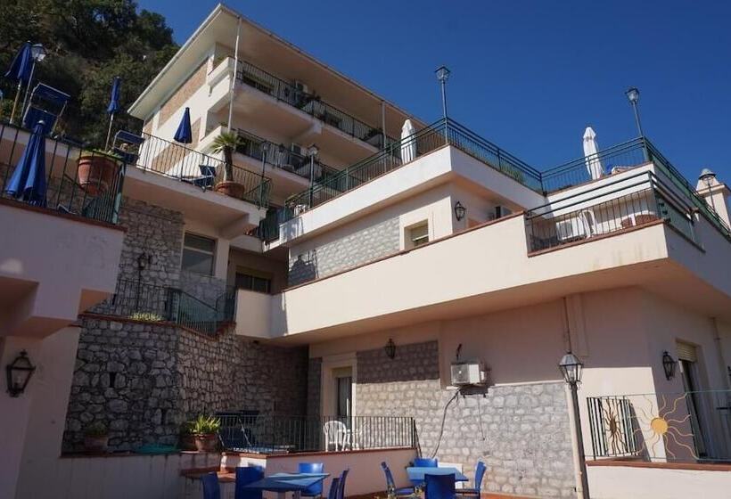 Отель Bay Palace Mazzarò