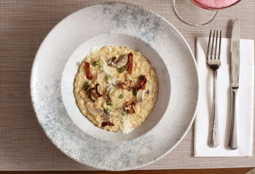 Bentley Hotel Bosphorus   Special Class