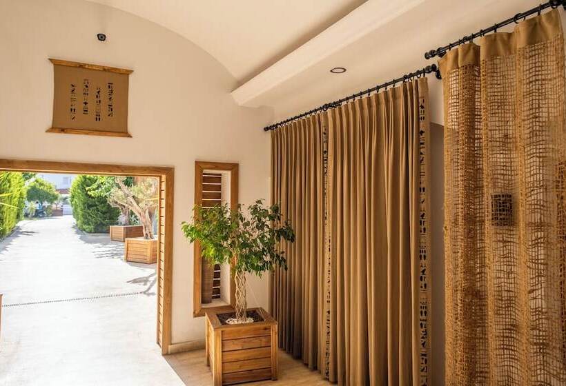 Отель Costa Maya Bodrum