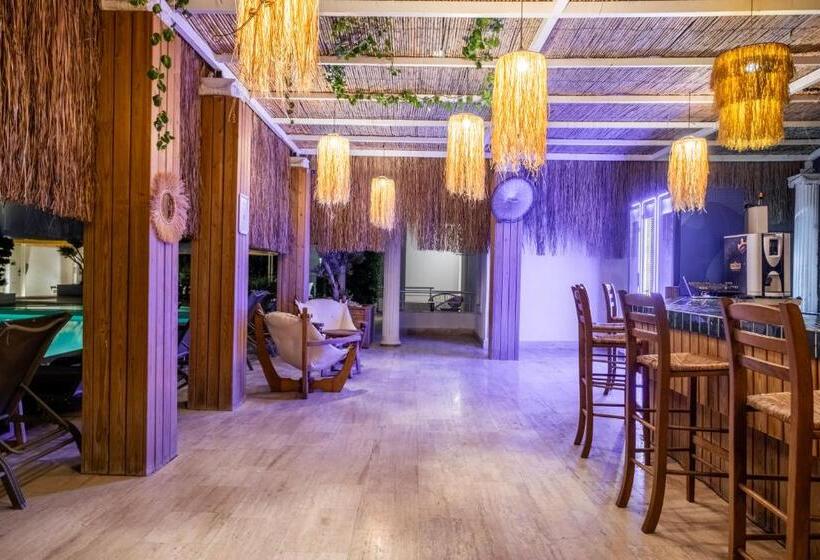 Отель Costa Maya Bodrum