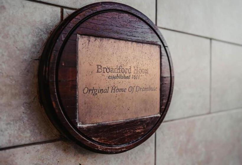 فندق Broadford