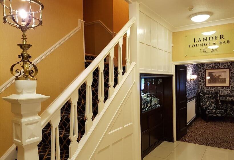 ホテル Buckatree Hall