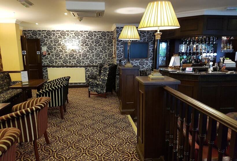 ホテル Buckatree Hall