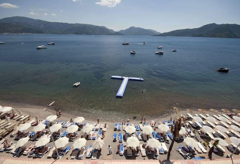 Luna Beach Hotel & Spa