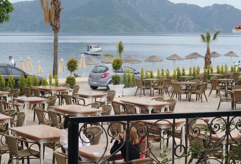 Luna Beach Hotel & Spa