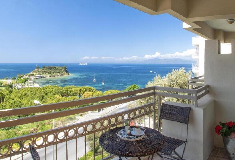 Отель Carina Entertainment