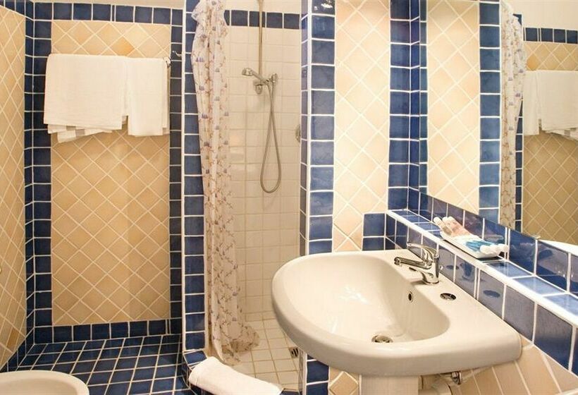 בית מלון כפרי Club Village Forte Cappellini