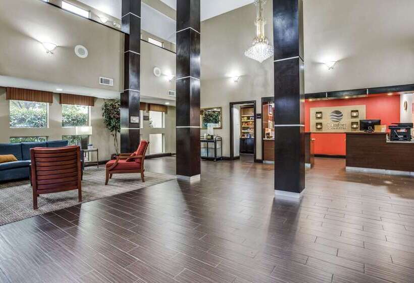 酒店 Comfort Inn & Suites Love Field Dallas Market Center