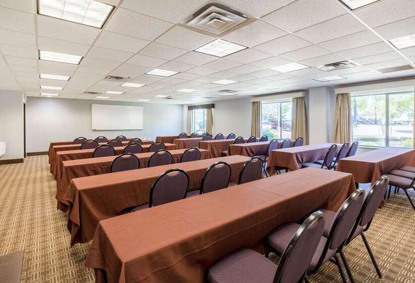 فندق Comfort Suites Austin Airport