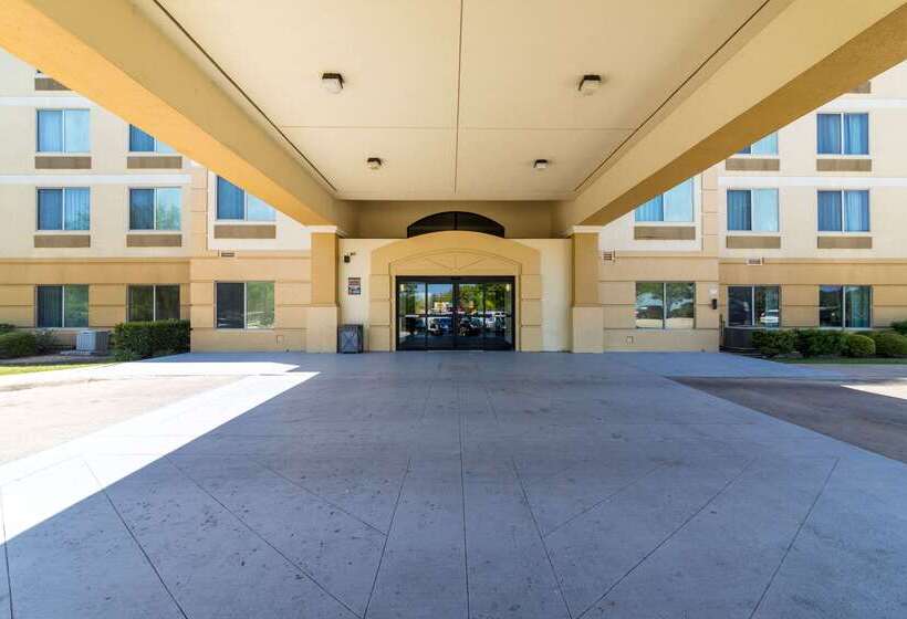 فندق Comfort Suites Austin Airport