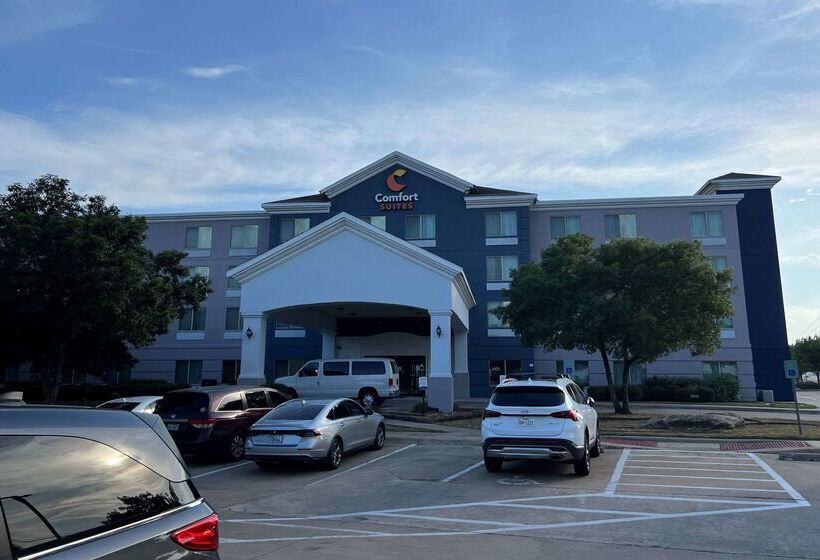 فندق Comfort Suites Austin Airport