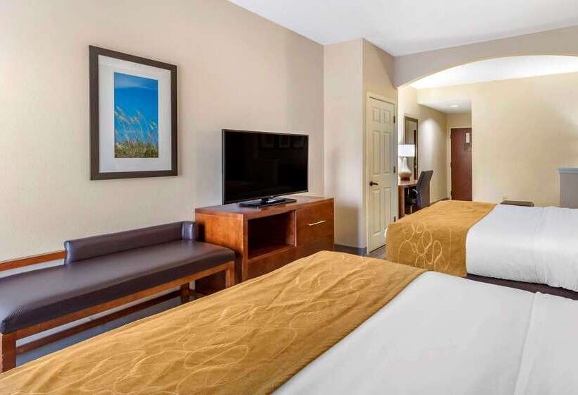 هتل Comfort Suites Myrtle Beach Central