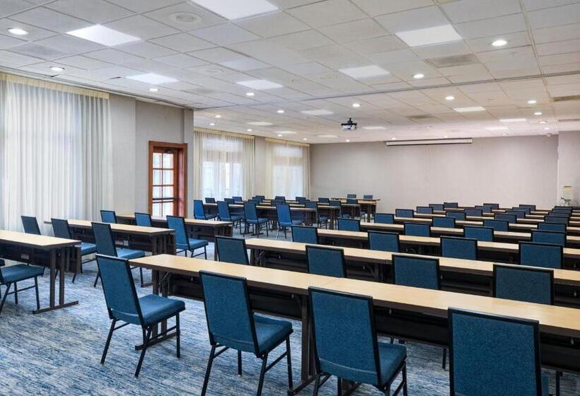 ホテル Courtyard San Diego Old Town