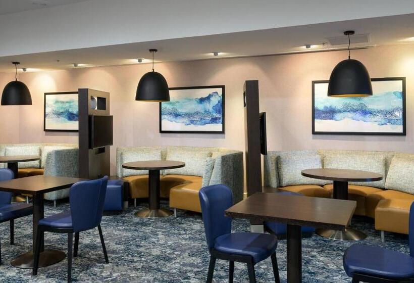 ホテル Courtyard San Diego Old Town