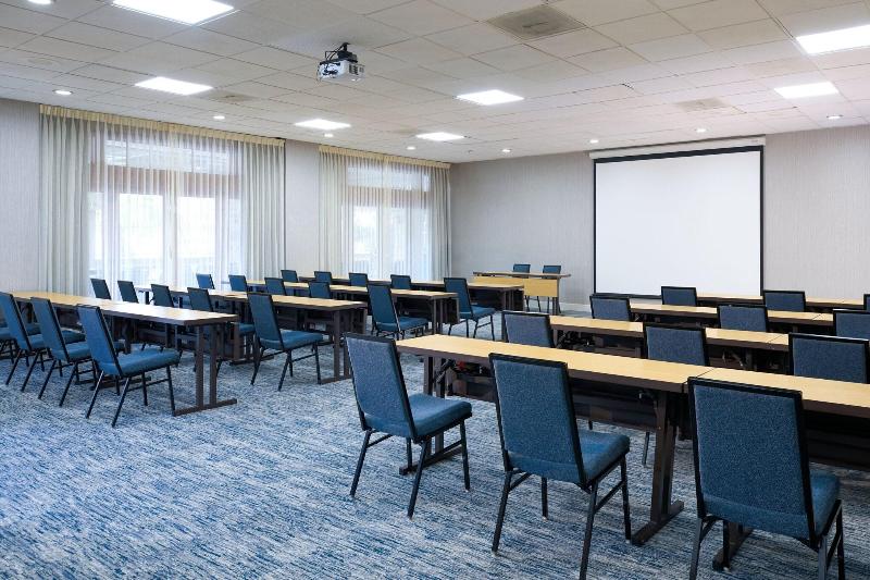 ホテル Courtyard San Diego Old Town