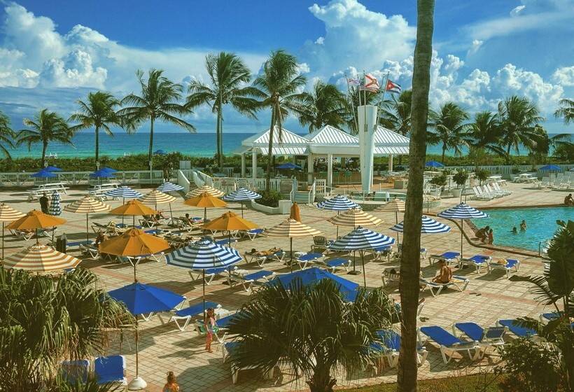 酒店 Deauville Beach Resort