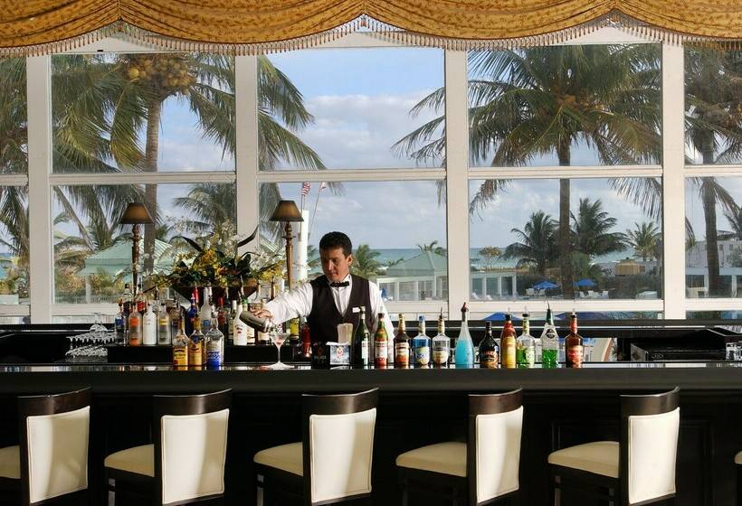 酒店 Deauville Beach Resort