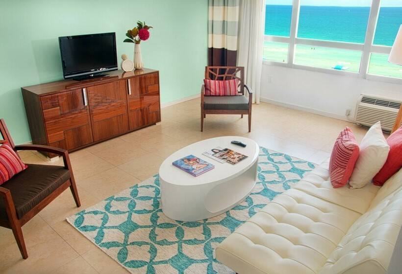 酒店 Deauville Beach Resort