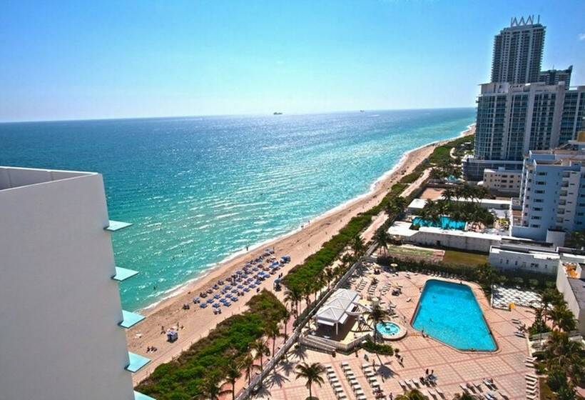 酒店 Deauville Beach Resort