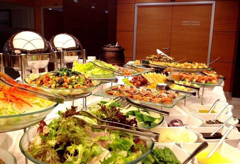 ホテル Divan Istanbul City