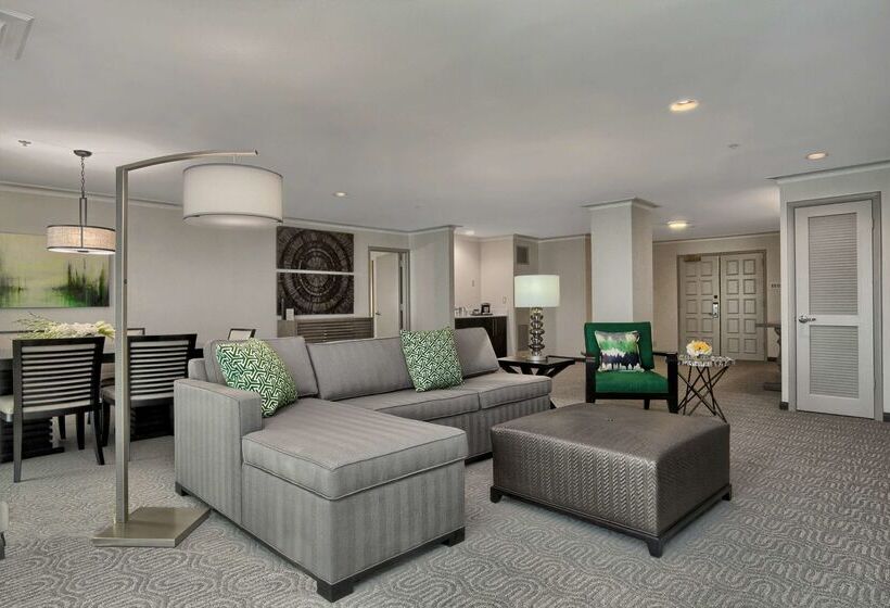 Отель Doubletree By Hilton At The Entrance To Universal Orlando