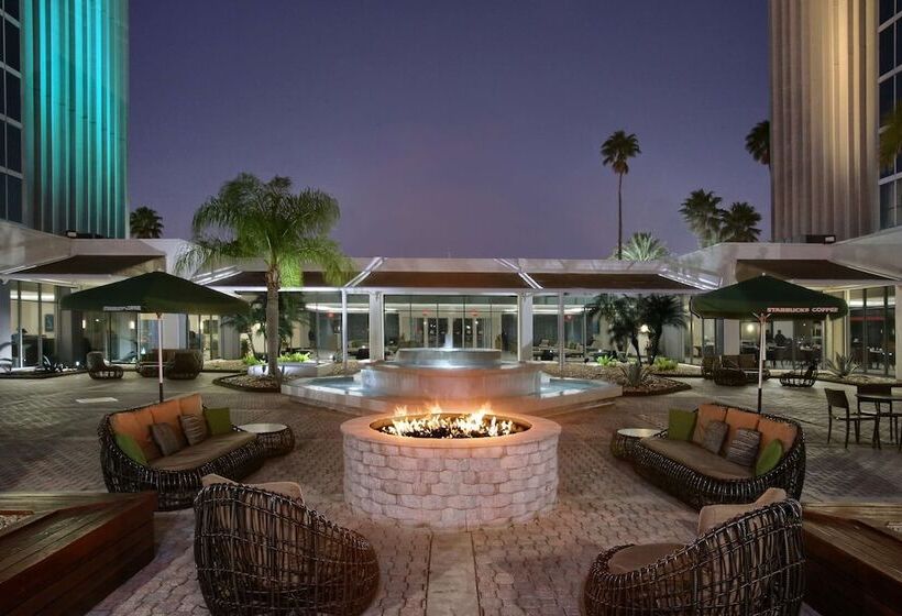 Отель Doubletree By Hilton At The Entrance To Universal Orlando