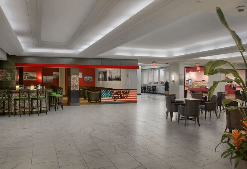 Отель Doubletree By Hilton At The Entrance To Universal Orlando