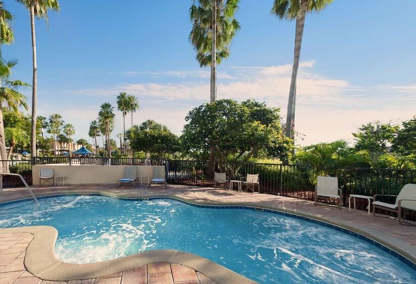 Отель Doubletree By Hilton At The Entrance To Universal Orlando