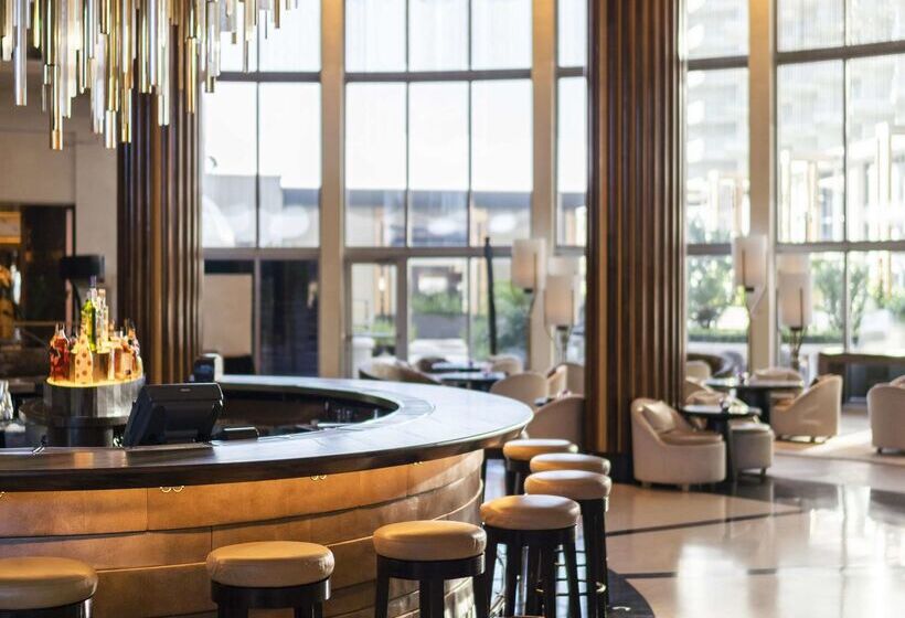 ホテル Eden Roc Miami Beach