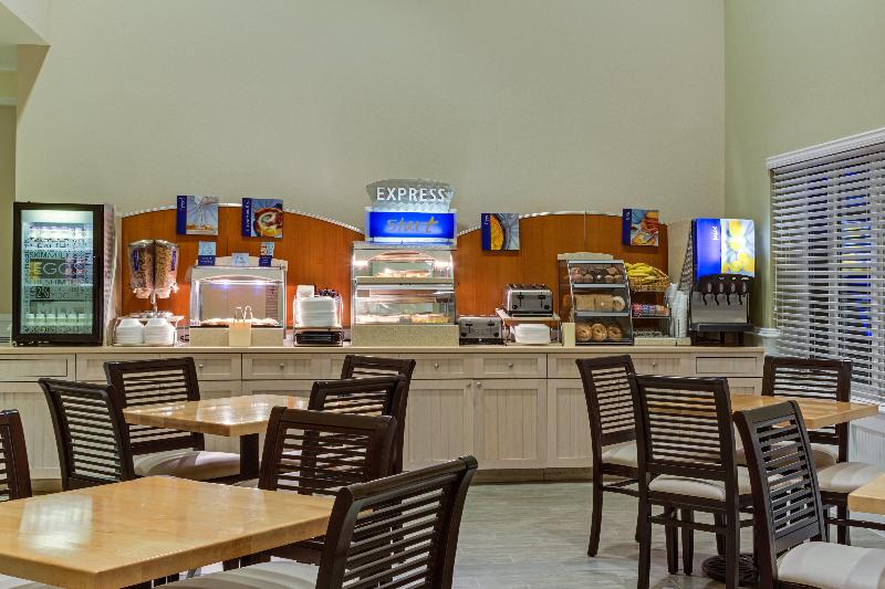 בית מלון כפרי Fairfield By Marriott Inn & Suites Marathon Florida Keys