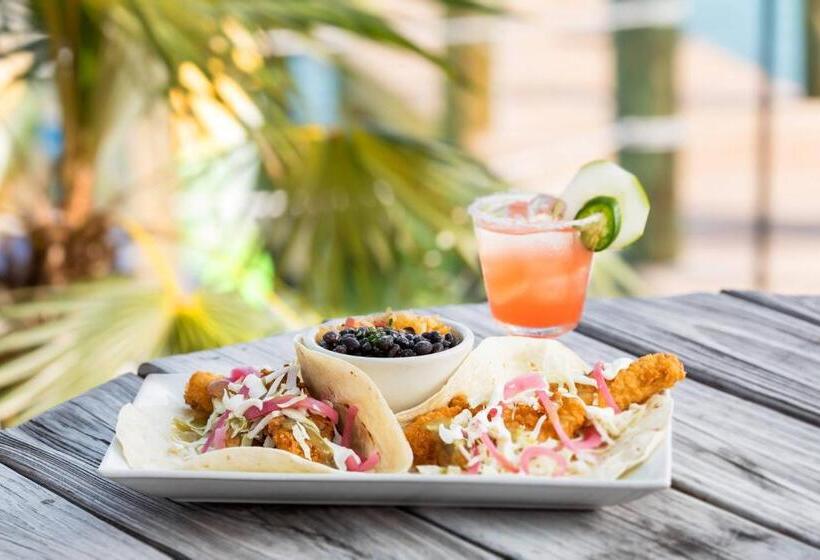 בית מלון כפרי Fairfield By Marriott Inn & Suites Marathon Florida Keys